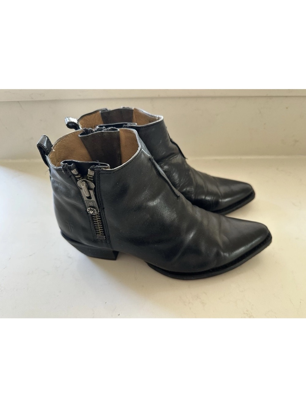 Frye Sasha moto shortie black sz 9.5